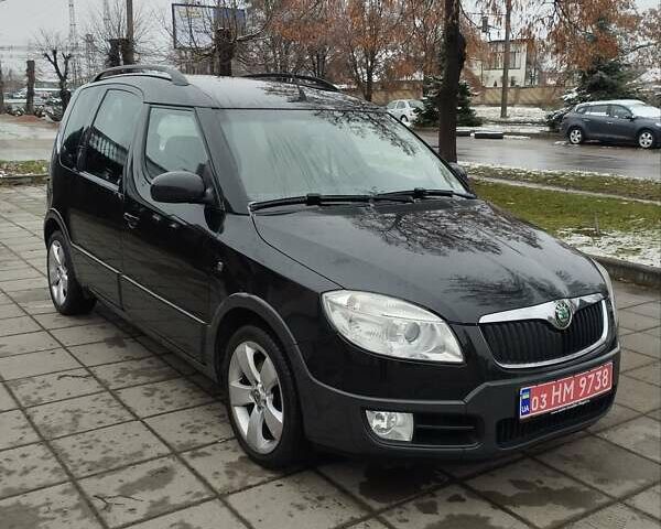 Черный Шкода Roomster Scout, объемом двигателя 1.6 л и пробегом 196 тыс. км за 5950 $, фото 1 на Automoto.ua