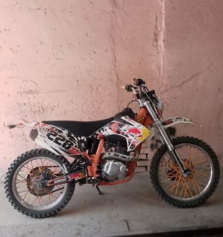 Белый СкайБайк Kayo, объемом двигателя 0.22 л и пробегом 39 тыс. км за 1000 $, фото 1 на Automoto.ua