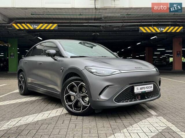 Сірий Смарт 3, об'ємом двигуна 0 л та пробігом 19 тис. км за 34490 $, фото 1 на Automoto.ua