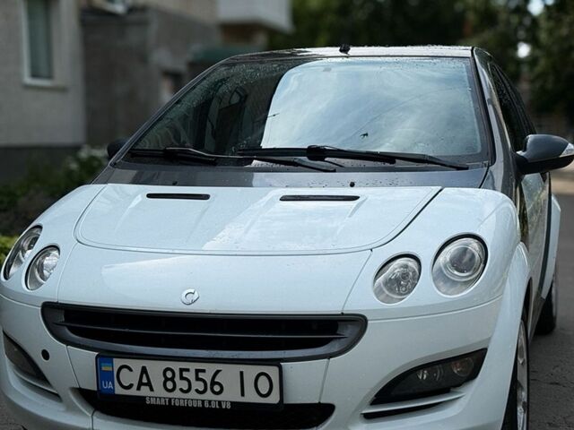 Білий Смарт Forfour, об'ємом двигуна 1.12 л та пробігом 225 тис. км за 3050 $, фото 1 на Automoto.ua