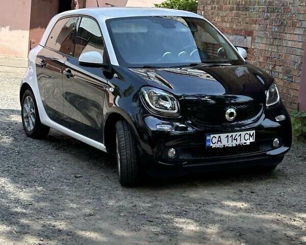Чорний Смарт Forfour, об'ємом двигуна 1 л та пробігом 120 тис. км за 7500 $, фото 1 на Automoto.ua