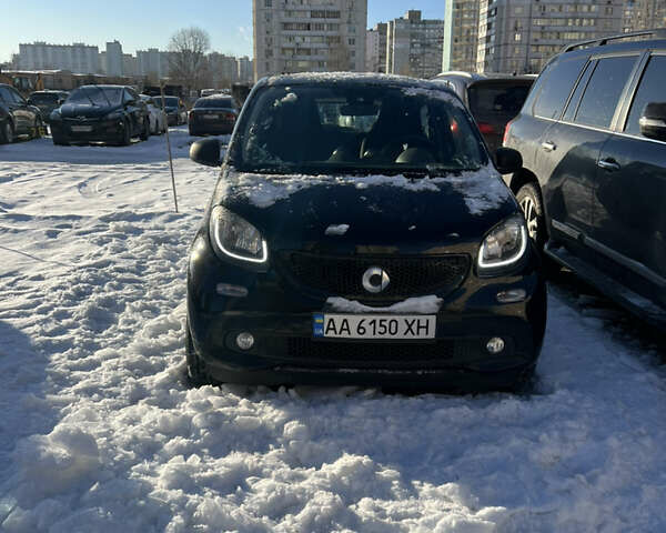 Чорний Смарт Forfour, об'ємом двигуна 0.9 л та пробігом 84 тис. км за 9000 $, фото 1 на Automoto.ua