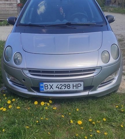 Сірий Смарт Forfour, об'ємом двигуна 1.49 л та пробігом 194 тис. км за 5200 $, фото 1 на Automoto.ua