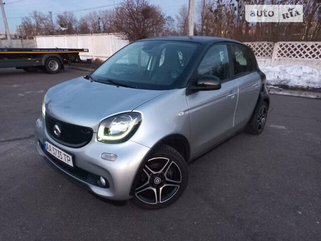 Сірий Смарт Forfour, об'ємом двигуна 0.9 л та пробігом 165 тис. км за 11000 $, фото 1 на Automoto.ua