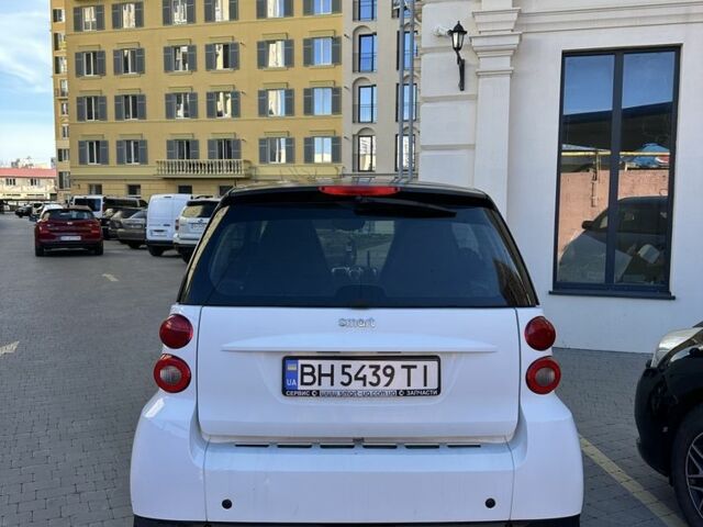 Белый Смарт Форту, объемом двигателя 1 л и пробегом 88 тыс. км за 5500 $, фото 1 на Automoto.ua