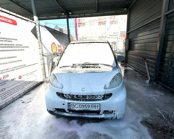 Білий Смарт Fortwo, об'ємом двигуна 1 л та пробігом 154 тис. км за 5500 $, фото 1 на Automoto.ua