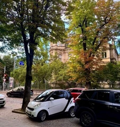 Білий Смарт Fortwo, об'ємом двигуна 1 л та пробігом 150 тис. км за 5100 $, фото 1 на Automoto.ua