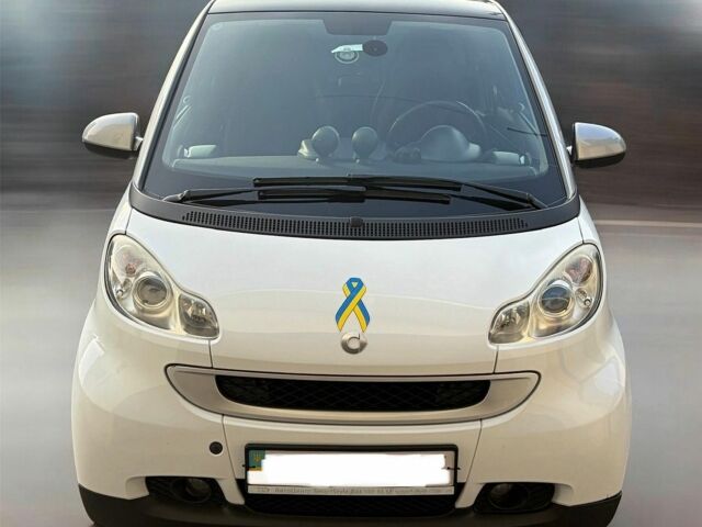 Білий Смарт Fortwo, об'ємом двигуна 0.9 л та пробігом 197 тис. км за 4000 $, фото 1 на Automoto.ua