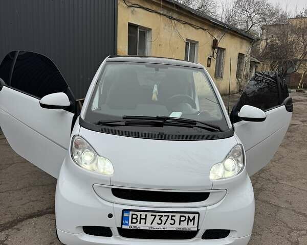 Белый Смарт Форту, объемом двигателя 1 л и пробегом 70 тыс. км за 8000 $, фото 1 на Automoto.ua