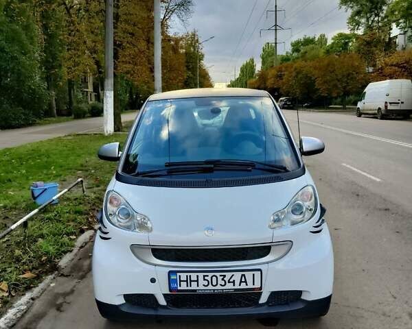 Білий Смарт Fortwo, об'ємом двигуна 1 л та пробігом 161 тис. км за 5500 $, фото 1 на Automoto.ua