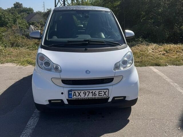 Білий Смарт Fortwo, об'ємом двигуна 0.99 л та пробігом 114 тис. км за 5500 $, фото 1 на Automoto.ua