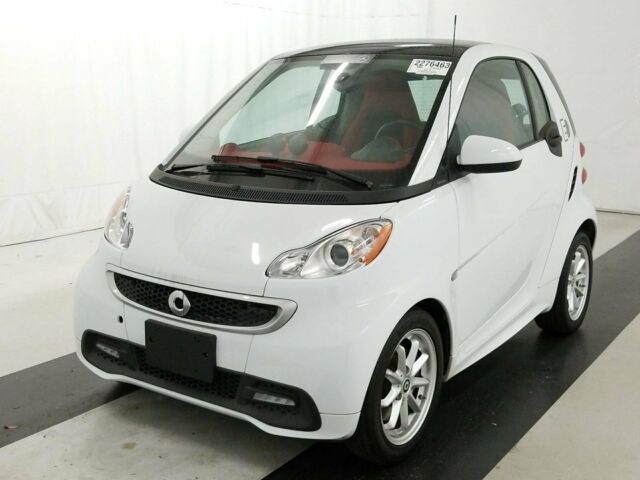 Білий Смарт Fortwo, об'ємом двигуна 0 л та пробігом 47 тис. км за 11750 $, фото 1 на Automoto.ua