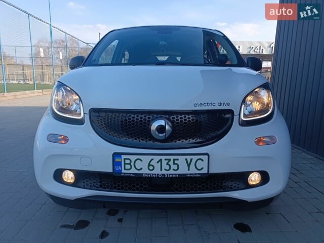 Белый Смарт Форту, объемом двигателя 0 л и пробегом 114 тыс. км за 7500 $, фото 1 на Automoto.ua