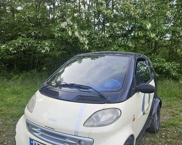 Бежевий Смарт Fortwo, об'ємом двигуна 0.6 л та пробігом 160 тис. км за 2200 $, фото 1 на Automoto.ua