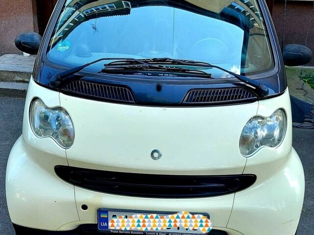 Бежевий Смарт Fortwo, об'ємом двигуна 0.8 л та пробігом 215 тис. км за 3200 $, фото 1 на Automoto.ua