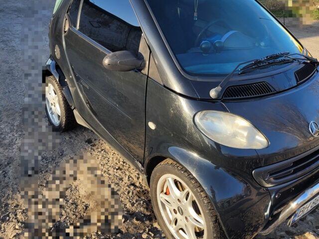 Чорний Смарт Fortwo, об'ємом двигуна 0.6 л та пробігом 225 тис. км за 2300 $, фото 1 на Automoto.ua