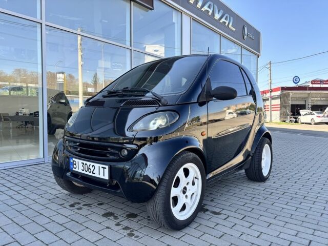 Чорний Смарт Fortwo, об'ємом двигуна 0.6 л та пробігом 193 тис. км за 2998 $, фото 1 на Automoto.ua