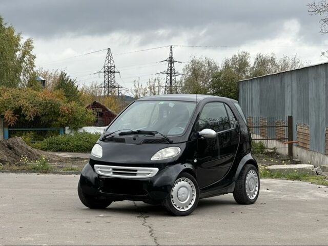 Чорний Смарт Fortwo, об'ємом двигуна 0.6 л та пробігом 252 тис. км за 2500 $, фото 1 на Automoto.ua