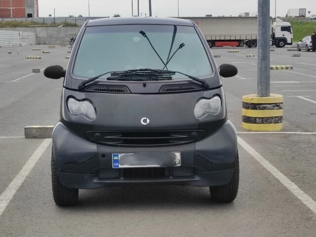 Чорний Смарт Fortwo, об'ємом двигуна 0 л та пробігом 190 тис. км за 2600 $, фото 1 на Automoto.ua