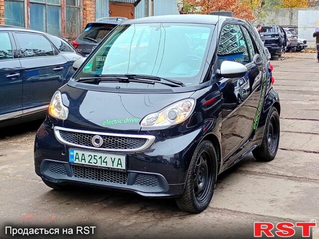 Чорний Смарт Fortwo, об'ємом двигуна 0 л та пробігом 181 тис. км за 4999 $, фото 1 на Automoto.ua