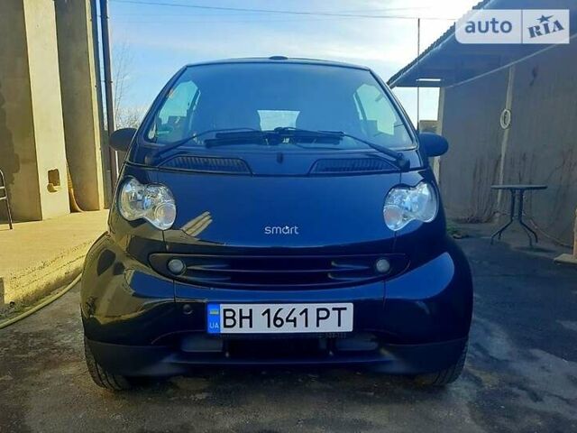 Чорний Смарт Fortwo, об'ємом двигуна 0.8 л та пробігом 198 тис. км за 3500 $, фото 1 на Automoto.ua