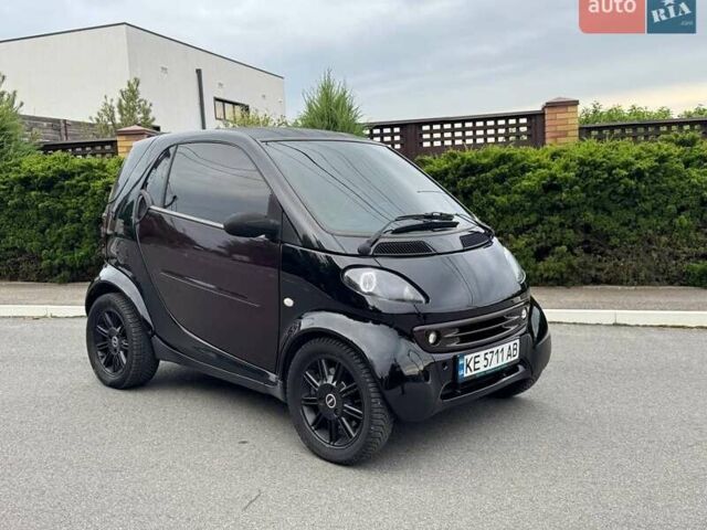 Чорний Смарт Fortwo, об'ємом двигуна 0.6 л та пробігом 211 тис. км за 2499 $, фото 1 на Automoto.ua