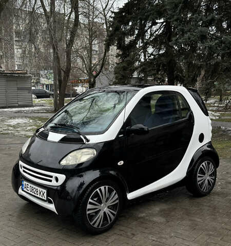 Черный Смарт Форту, объемом двигателя 0.6 л и пробегом 194 тыс. км за 2200 $, фото 1 на Automoto.ua