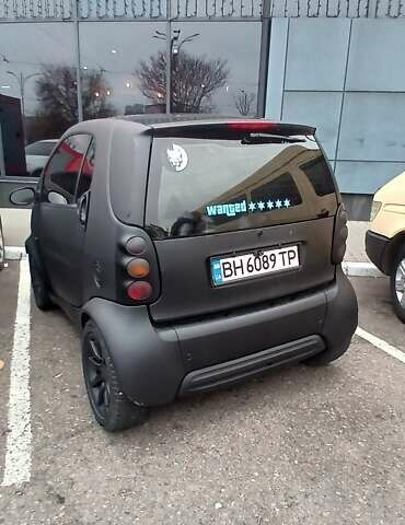 Чорний Смарт Fortwo, об'ємом двигуна 0.6 л та пробігом 181 тис. км за 2090 $, фото 1 на Automoto.ua