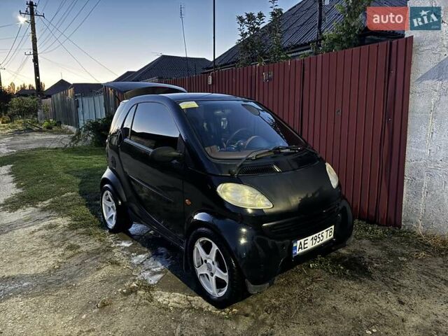 Чорний Смарт Fortwo, об'ємом двигуна 0.6 л та пробігом 188 тис. км за 2700 $, фото 1 на Automoto.ua