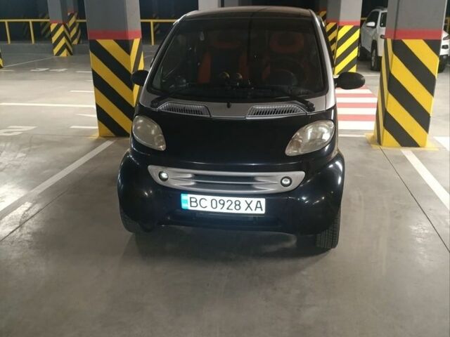 Чорний Смарт Fortwo, об'ємом двигуна 0.6 л та пробігом 203 тис. км за 2300 $, фото 1 на Automoto.ua