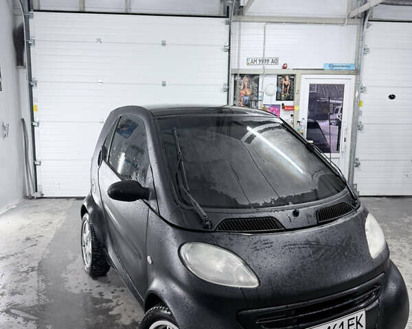Чорний Смарт Fortwo, об'ємом двигуна 0.6 л та пробігом 180 тис. км за 2700 $, фото 1 на Automoto.ua