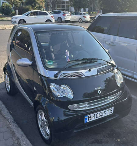 Чорний Смарт Fortwo, об'ємом двигуна 0.7 л та пробігом 159 тис. км за 3500 $, фото 1 на Automoto.ua