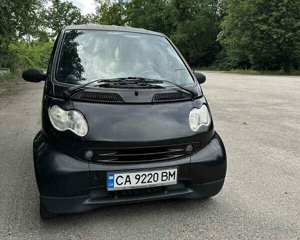 Чорний Смарт Fortwo, об'ємом двигуна 0.7 л та пробігом 182 тис. км за 3500 $, фото 1 на Automoto.ua