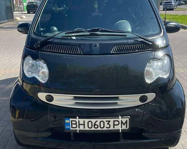 Чорний Смарт Fortwo, об'ємом двигуна 0.7 л та пробігом 189 тис. км за 3550 $, фото 1 на Automoto.ua