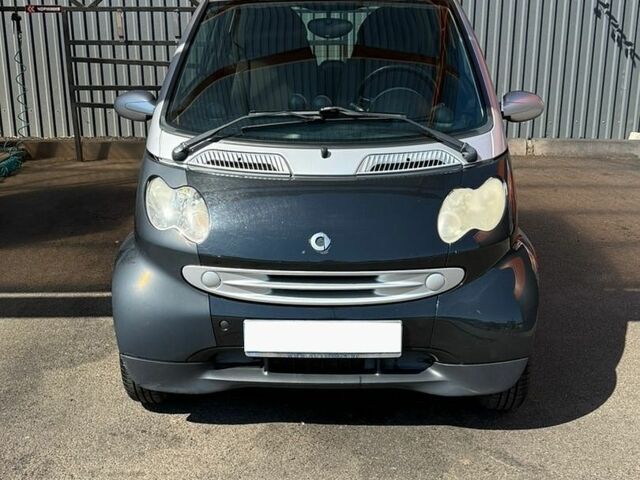 Чорний Смарт Fortwo, об'ємом двигуна 0.7 л та пробігом 220 тис. км за 2550 $, фото 1 на Automoto.ua