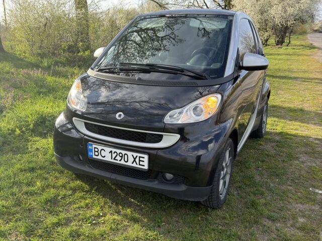 Чорний Смарт Fortwo, об'ємом двигуна 0.8 л та пробігом 166 тис. км за 4999 $, фото 1 на Automoto.ua