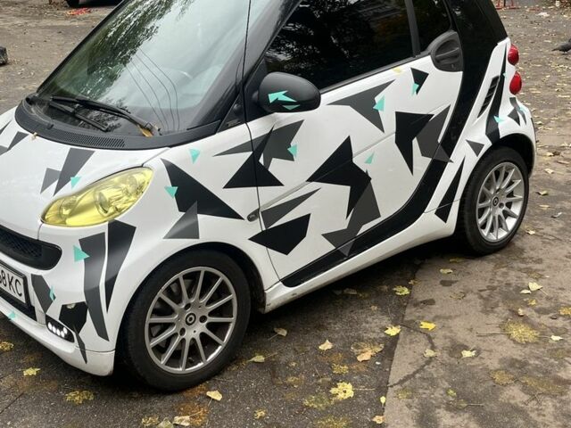 Чорний Смарт Fortwo, об'ємом двигуна 1 л та пробігом 121 тис. км за 4900 $, фото 1 на Automoto.ua