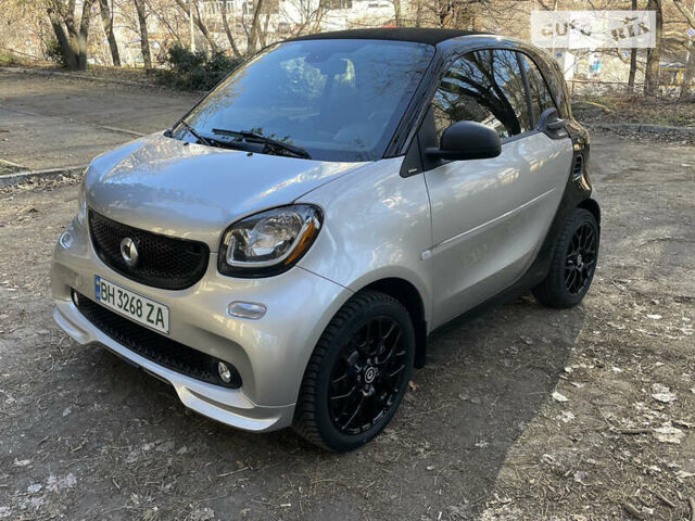 Чорний Смарт Fortwo, об'ємом двигуна 0 л та пробігом 69 тис. км за 8900 $, фото 1 на Automoto.ua