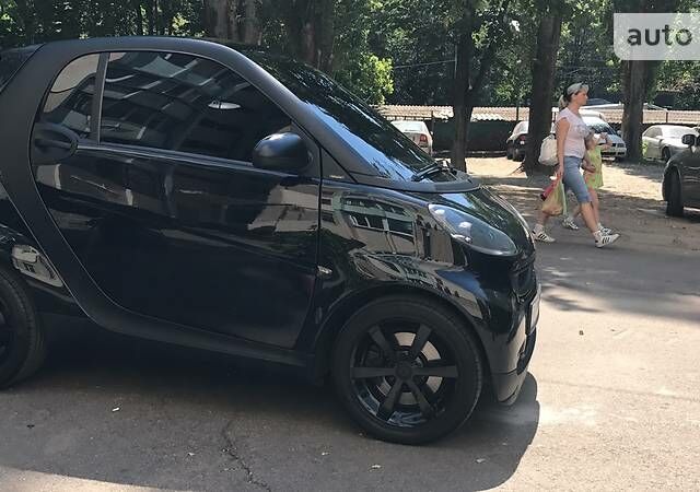 Чорний Смарт Fortwo, об'ємом двигуна 1 л та пробігом 93 тис. км за 7500 $, фото 1 на Automoto.ua