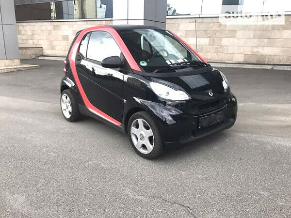 Чорний Смарт Fortwo, об'ємом двигуна 1 л та пробігом 84 тис. км за 6500 $, фото 1 на Automoto.ua