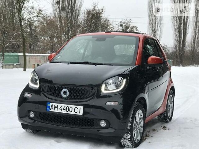 Чорний Смарт Fortwo, об'ємом двигуна 1 л та пробігом 9 тис. км за 13300 $, фото 1 на Automoto.ua