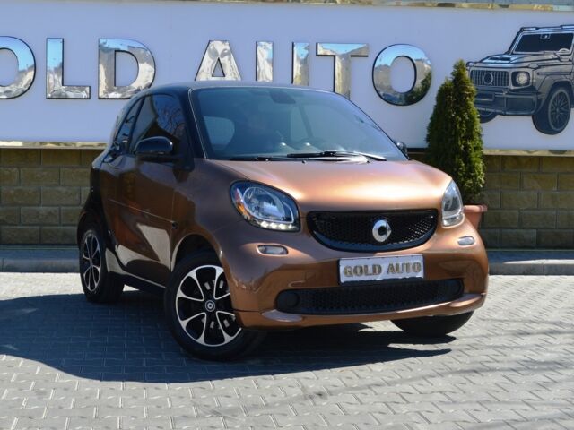 Коричневий Смарт Fortwo, об'ємом двигуна 0.9 л та пробігом 123 тис. км за 9500 $, фото 1 на Automoto.ua