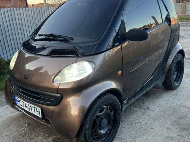 Коричневий Смарт Fortwo, об'ємом двигуна 0.6 л та пробігом 220 тис. км за 2700 $, фото 1 на Automoto.ua