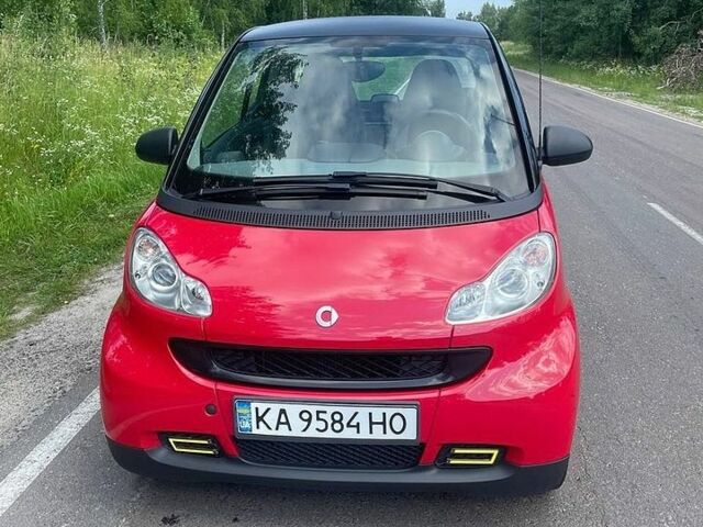 Червоний Смарт Fortwo, об'ємом двигуна 1 л та пробігом 129 тис. км за 4500 $, фото 1 на Automoto.ua