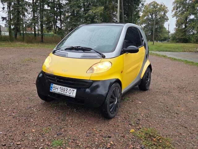 Жовтий Смарт Fortwo, об'ємом двигуна 0.8 л та пробігом 333 тис. км за 2500 $, фото 1 на Automoto.ua