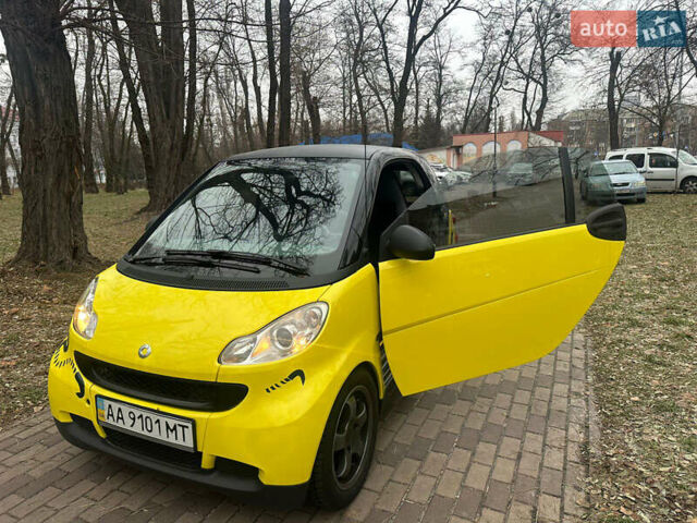 Желтый Смарт Форту, объемом двигателя 1 л и пробегом 203 тыс. км за 4980 $, фото 1 на Automoto.ua