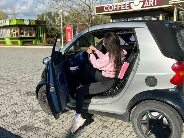 Сірий Смарт Fortwo, об'ємом двигуна 0.6 л та пробігом 179 тис. км за 2223 $, фото 1 на Automoto.ua