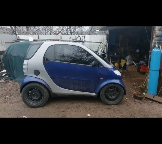 Серый Смарт Форту, объемом двигателя 0.6 л и пробегом 2 тыс. км за 1400 $, фото 1 на Automoto.ua