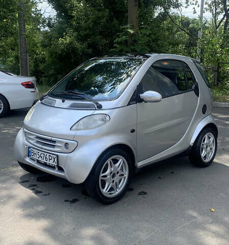 Сірий Смарт Fortwo, об'ємом двигуна 0.6 л та пробігом 192 тис. км за 3500 $, фото 1 на Automoto.ua