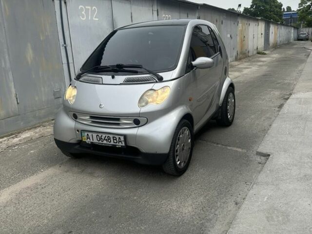 Сірий Смарт Fortwo, об'ємом двигуна 0.8 л та пробігом 197 тис. км за 3500 $, фото 1 на Automoto.ua